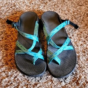 Size 9 chacos